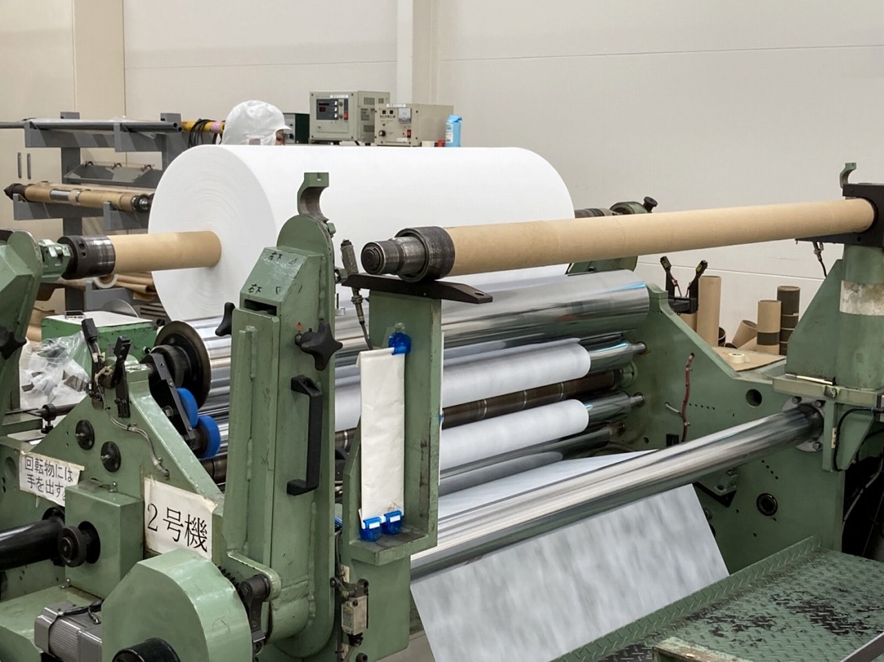 イトウ六ホールディングス株式会社｜スリッター大型機