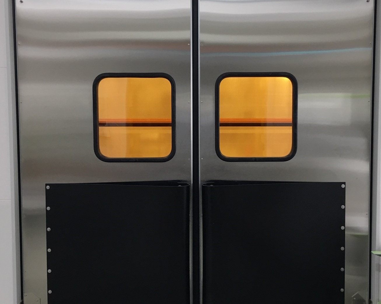 イトウ六ホールディングス株式会社｜シートカット機③