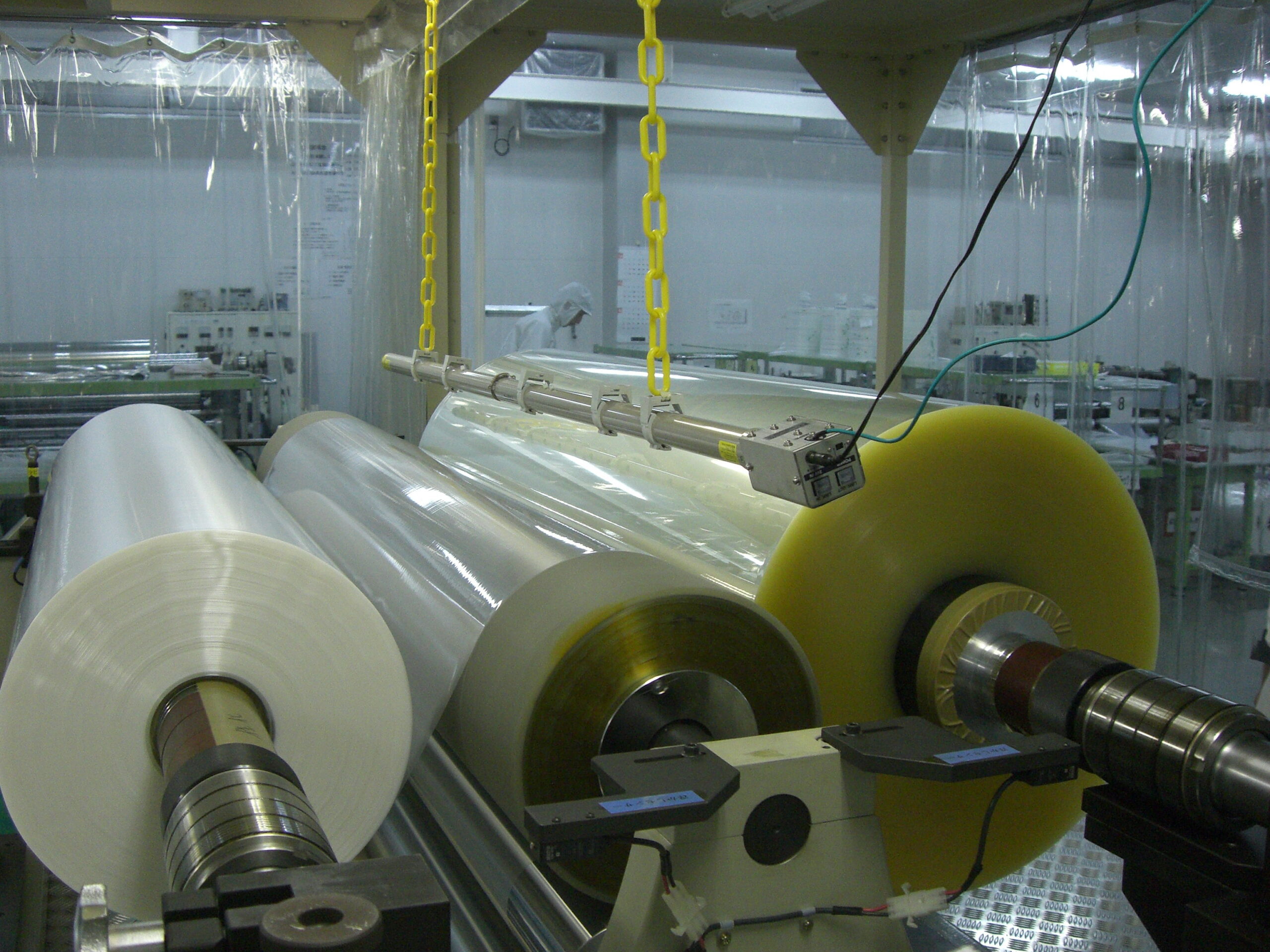 イトウ六ホールディングス株式会社｜スリッター大型機